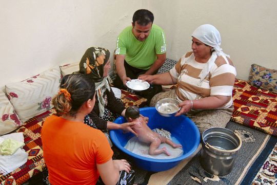 Foto: Osman Ürper, Bebek Kırkı - Gaziantep