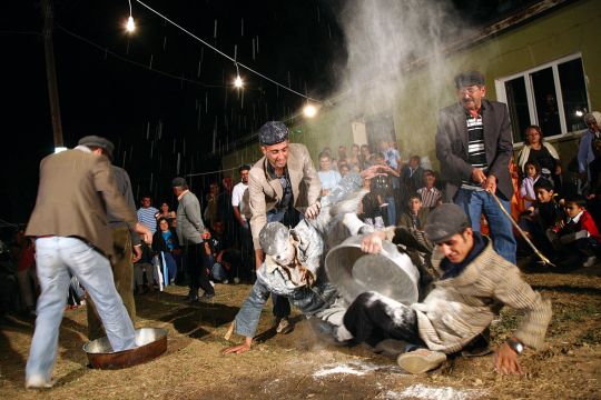 Foto: Osman Ürper, Köy Seyirlik Oyunu 'Kalaycı' - Keklikoluk Köyü, Göksun - Kahramanmaraş
