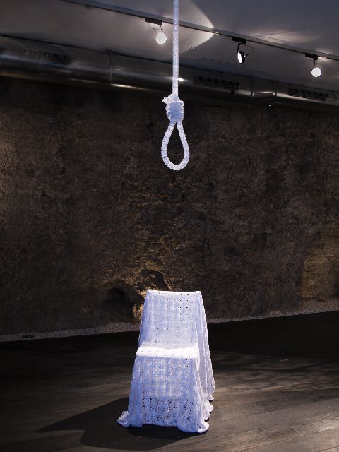 Hande Varsat - 'daima yüklü / ever-laden' / 8 mart - 7 nisan 2012; Galeri Apel