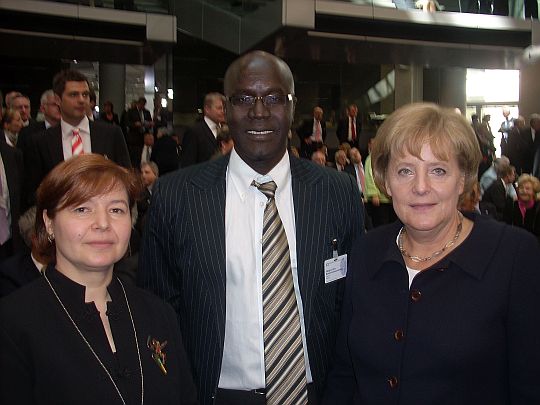 Havva Engin, Saliou Gueye, Bundeskanzlerin Dr. Angela Merkel