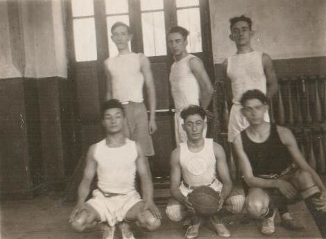 musevi-lisesi-spor-salonunda-1927