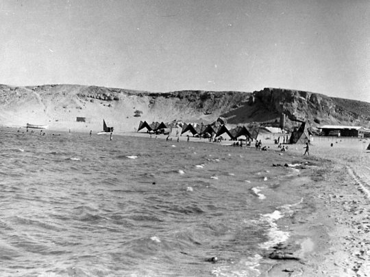 © Roz Kohen - Kızıl Deniz Kıyısı'ndaki Sharm El-Sheikh'ten bir görüntü. İsrail Sina Yarımadası'nı 1967'deki 6 Gün Savaşı'nda işgal etmiş, sonra da Mısır'la yaptığı anlaşma sonucunda, 1973 Harbi'nden sonra iade etmişti.