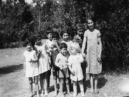 © Roz Kohen - Melahat Hanım'ın Bostancı Vukela Caddesi'ndeki evi (1954)