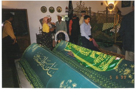 Resim 2 : Abdal Musa Türbesi / İç Görünümü [Foto: Sabri Çakır]